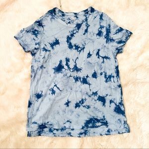 4/$25 Old Navy | blue tie dye everywear t-shirt
